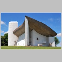 Le Corbusier, Chapelle Notre-Dame-du-Haut de Ronchamp, Foto Wladyslaw, Wikipedia.jpg